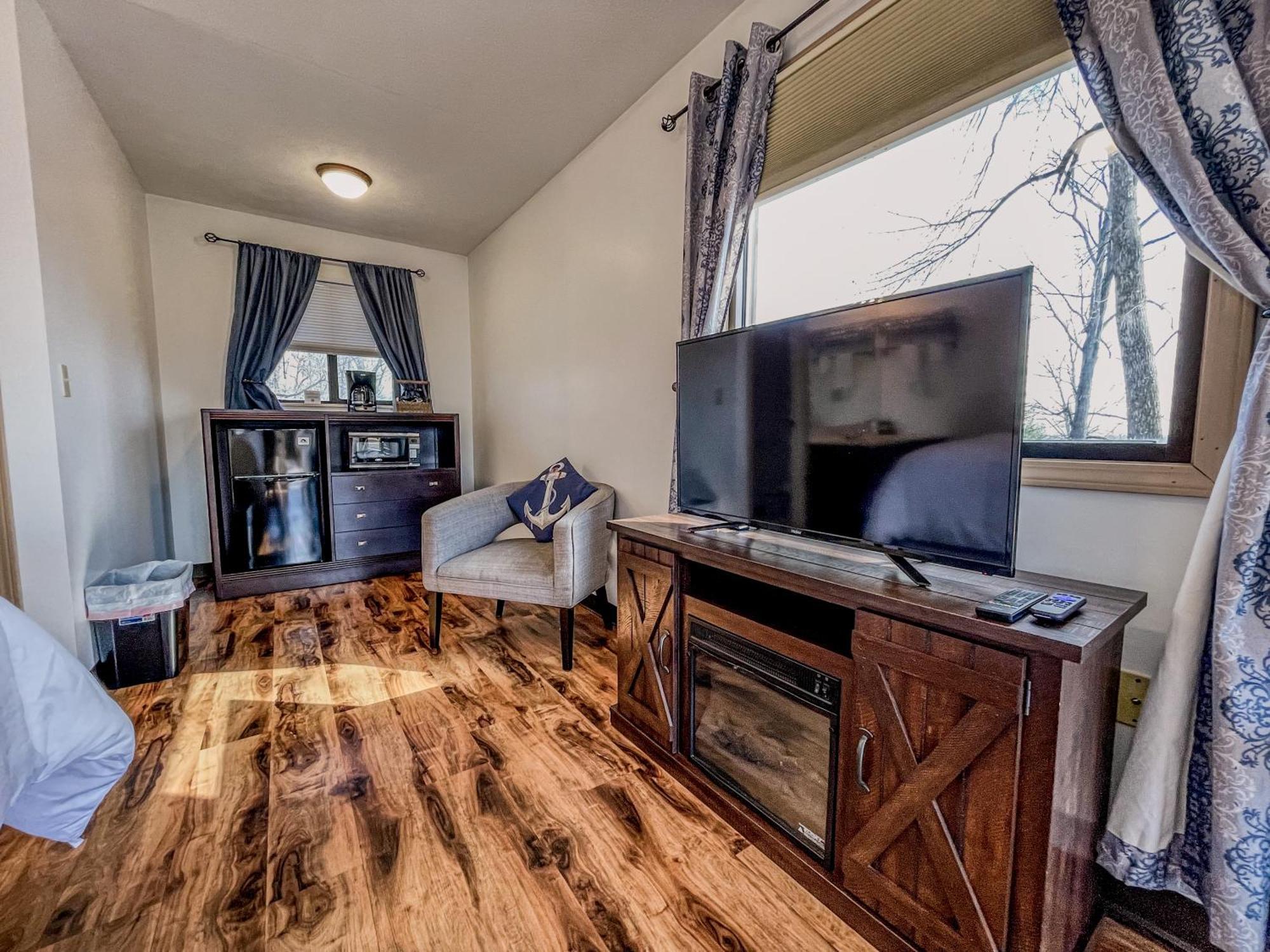 Timber Pointe Resort Jamestown Buitenkant foto