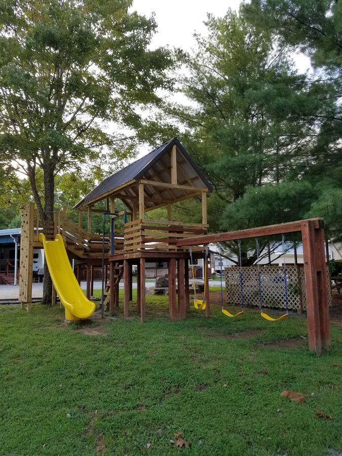 Timber Pointe Resort Jamestown Buitenkant foto
